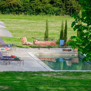 Bastide De Bellegarde לינה וארוחת בוקר