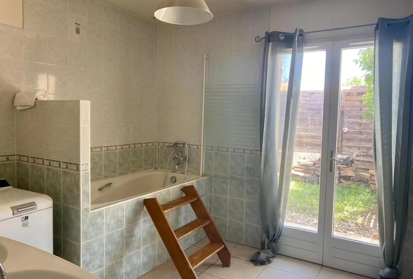 Charmante Maison Provencale Avec Piscine Dans Avignon 0*,